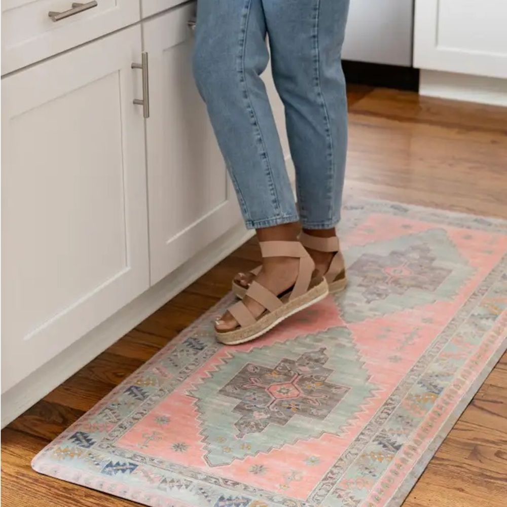 Comfort Kitchen Mat in Modern Geometric Transitional Design